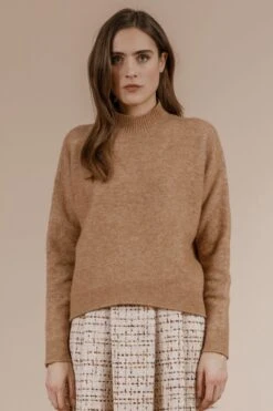 Andiata, Naisten Neule, Sylvana Knit Konjakinruskea