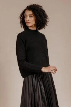 Andiata, Naisten Neule, Sylvana Knit Musta