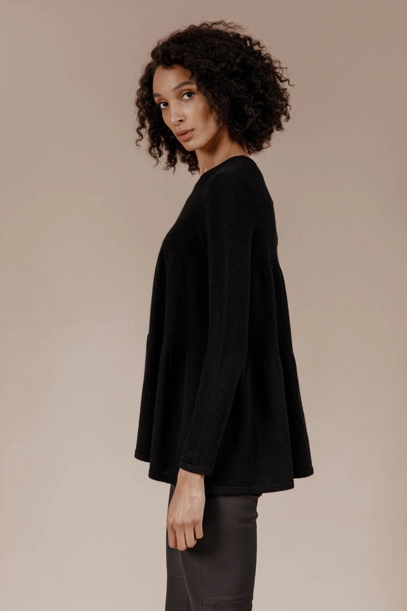 Andiata Naisten Neulepaita, Redal Knit Musta 4 Andiata Naisten Neulepaita, Redal Knit Musta - Image 2