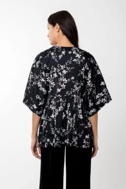 Andiata Naisten Pusero, Sawyer Musta Kuosi -Kekäle andiata naisten pusero sawyer musta kuosi 3