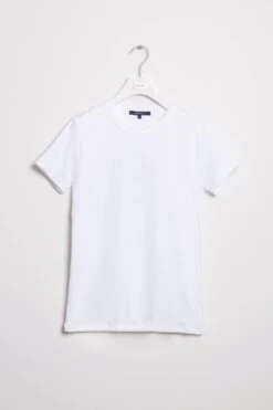 Andiata Naisten T-paita, Famie Ss Valkoinen -Kekäle andiata naisten t paita famie ss valkoinen 1