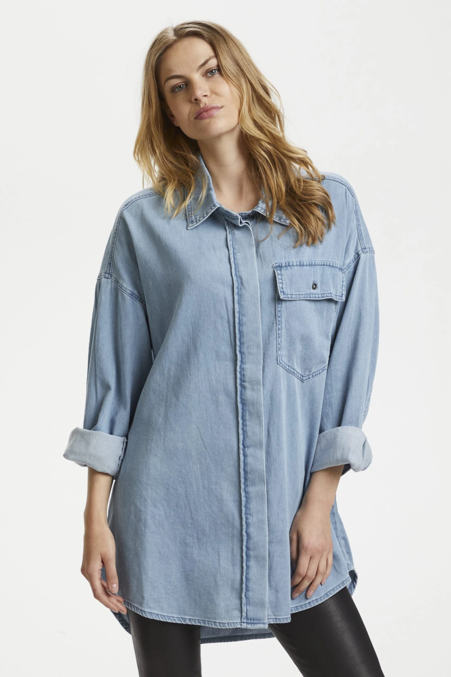 Culture Naisten Paitamekko PAOLA SHIRT DRESS Vaaleansininen 4 Culture Naisten Paitamekko PAOLA SHIRT DRESS Vaaleansininen - Image 2