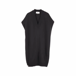 Makia Slipover, Ayla Musta