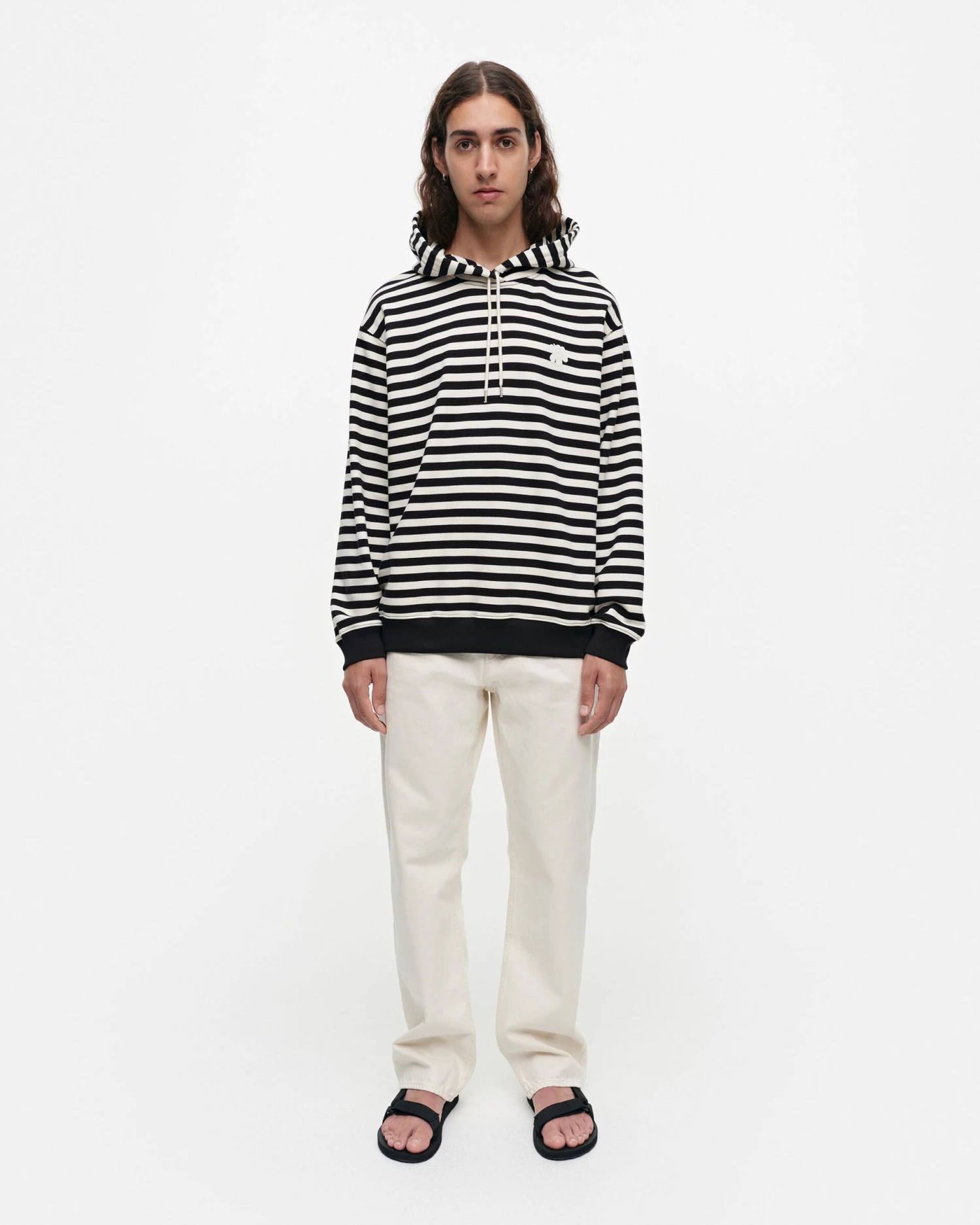 Marimekko Huppari, LONA MENS FIT TASARAITA HUPPARI Mustavalkoinen 3 Marimekko Huppari, LONA MENS FIT TASARAITA HUPPARI Mustavalkoinen