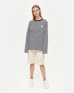 Marimekko Naisten T-paita KIOSKI RUOTI TASARAITA UNIKKO-PAITA Raidallinen Musta