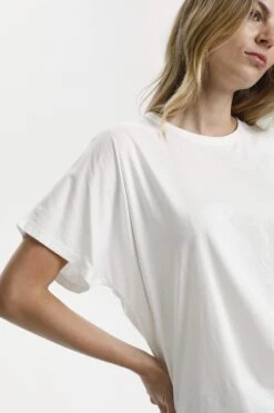 Culture Naisten T-paita ARTA T-SHIRT Valkoinen -Kekäle naisten t paita arta t shirt valkoinen 4