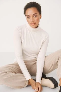 Part Two Naisten Pitkähihainen T-Paita, EFINAS POOLO Luonnonvalkoinen