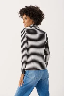 Part Two Naisten Pitkähihainen T-Paita, EFINAS RAITAPOOLO Raidallinen Musta -Kekäle part two naisten pitkahihainen t paita efinas raitapoolo raidallinen musta 4