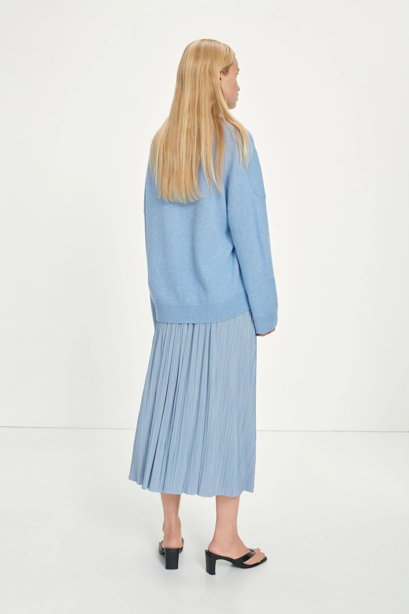 Samsoe And Samsoe, Naisten Neule, Nola V-n 6304 Vaaleansininen 5 Samsoe And Samsoe, Naisten Neule, Nola V-n 6304 Vaaleansininen - Image 3